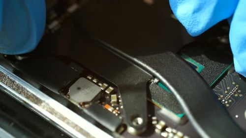 Applying Thermal Paste to the Laptop Processor
