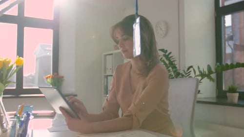 Technologie des tablettes et réseaux pour femmes d'affaires