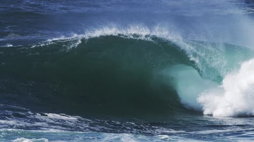 Ocean Wave Cresting and Breaking with Power