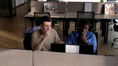 A equipe está procurando por correções de bugs