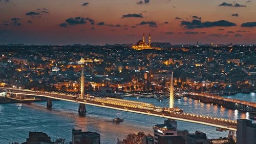 4K-Luftaufnahmen der Stadt Istanbul und der Brücke, Türkei