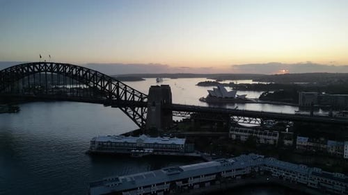 Amanecer cerca de la Ópera de Sídney, Nueva Gales del Sur, Australia