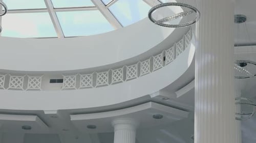 Erkunden Sie ein elegantes Interieur mit einzigartigen architektonischen Merkmalen
