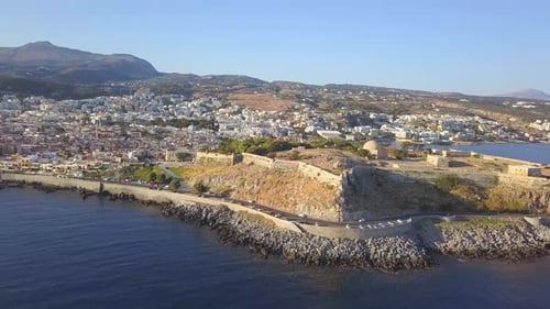 Rundflug um die alte, von Venedig erbaute Fortezza Rethymno auf Kreta, Griechenland