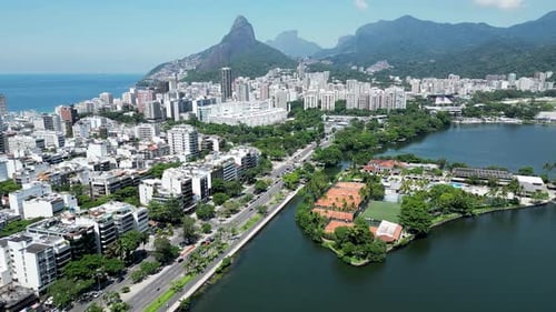 Lac Rodrigo de Freitas au centre-ville de Rio de Janeiro au Brésil.