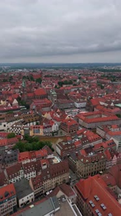 Los tejados de Núremberg bajo un cielo nublado