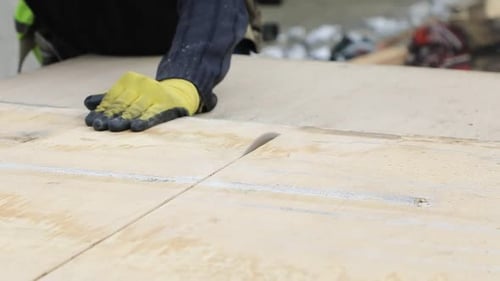 Cutting Wood with Wood Cutting Machine