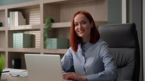 Office Business Portrait Happy Smiling Female Worker Manager Boss Feminism Woman Businesswoman