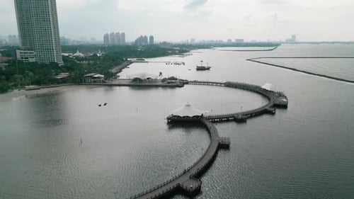 Le Bridge Ancol