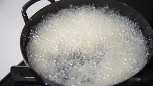 How to fry potatoes