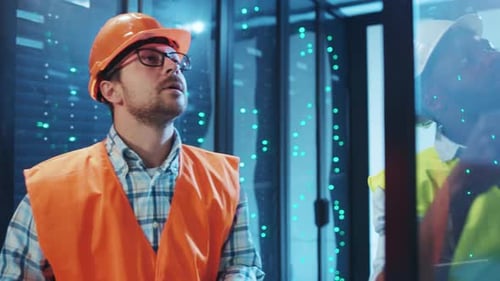 Monitoring Data Center Operations By Technical Staff Involves Key Processes and Analyses