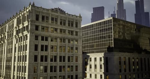 La arquitectura urbana muestra edificios modernos e históricos en un contraste impresionante