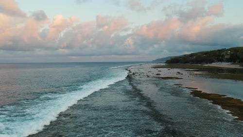 Sonnenuntergang am Meer auf Bali