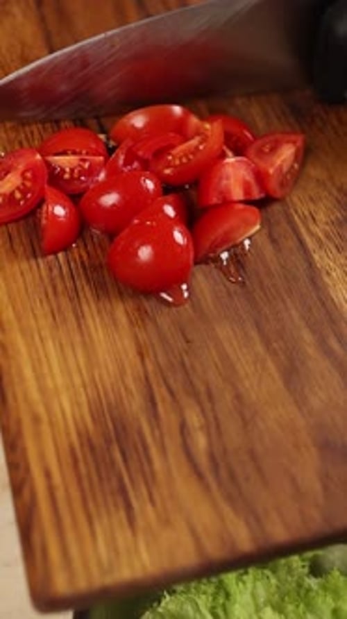 Chef prepares a delicious salad in a restaurant