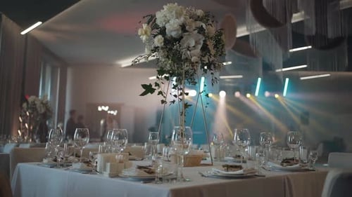 Réglage de la table de fête