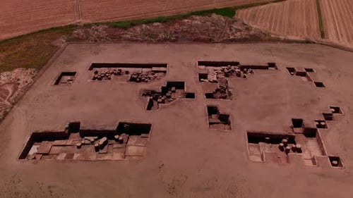 Kortiktepe oder Kortik Tepe ist die älteste bekannte neolithische archäologische Stätte in der Türkei.
