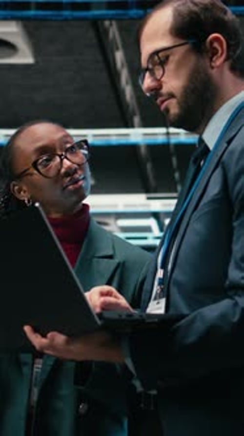 Vertical Video Monitoring Systems AR Simulation and Team Brainstorming in Data Center