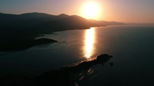 Sonnenuntergang über dem See