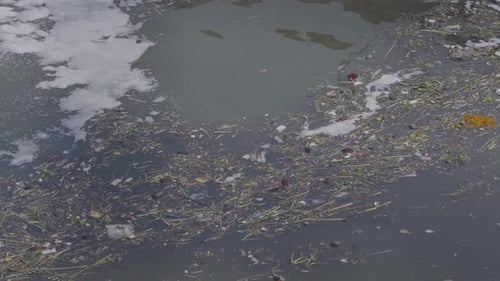 Garbage in Yamuna river Delhi
