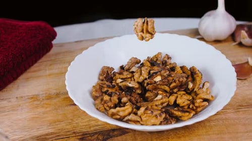 The Walnut Floats in the Air