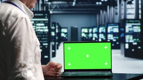 Chroma Key Laptop Servers Optimizing