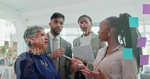 Glass, brainstorming e planejamento de pessoas de negócios, trabalho em equipe e gerenciamento de cronogramas