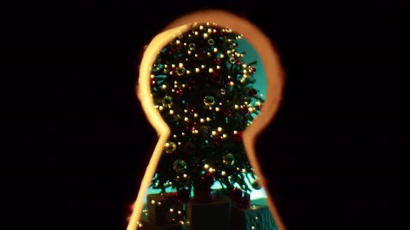 Looking At Christmas Tree Room Through The Keyhole Of A Door, Holidays ...