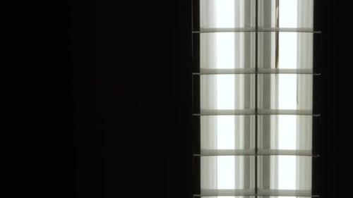 Ein- und Ausschalten von Leuchtstofflampen, Nahaufnahme