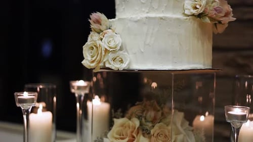 Elegant Wedding Cake with Floral Decorations