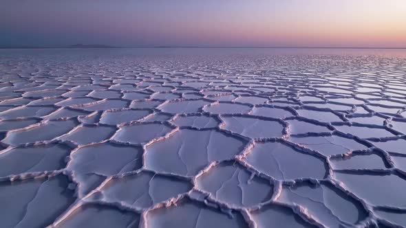 The Stunning Salt Flat at Dusk Reveals Unique Geometric Patterns Across ...