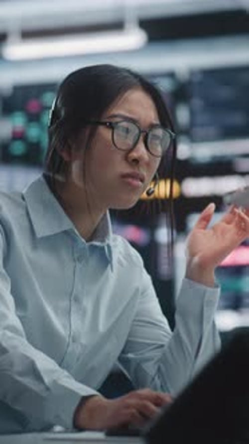 Emotional Woman Broker Receives Devastating News on Headset About Sudden Stock Market Collapse
