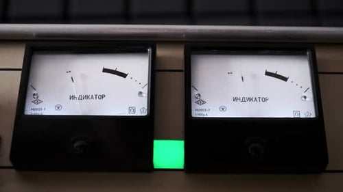 Audio Signal Level on Vintage Arrow Volume Stereo Indicators
