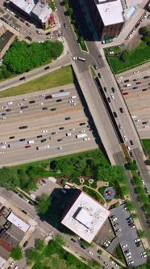 Crazy traffic on the busy roads of Chicago city. Numerous cars moving along diverse motorways