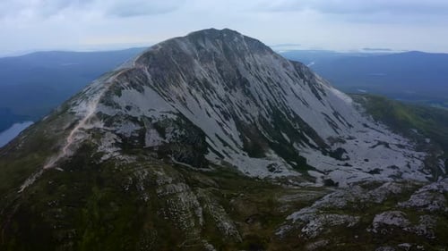 Mount Errigal, Derryveagh Mountains, Gortahork, County Donegal, Ireland, September 2021. Drone orbit