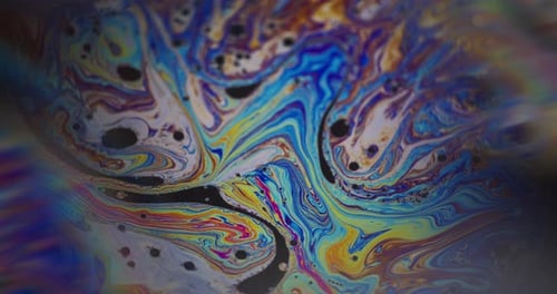 Tinta acrílica de color de abstracción húmeda con tinte de petróleo