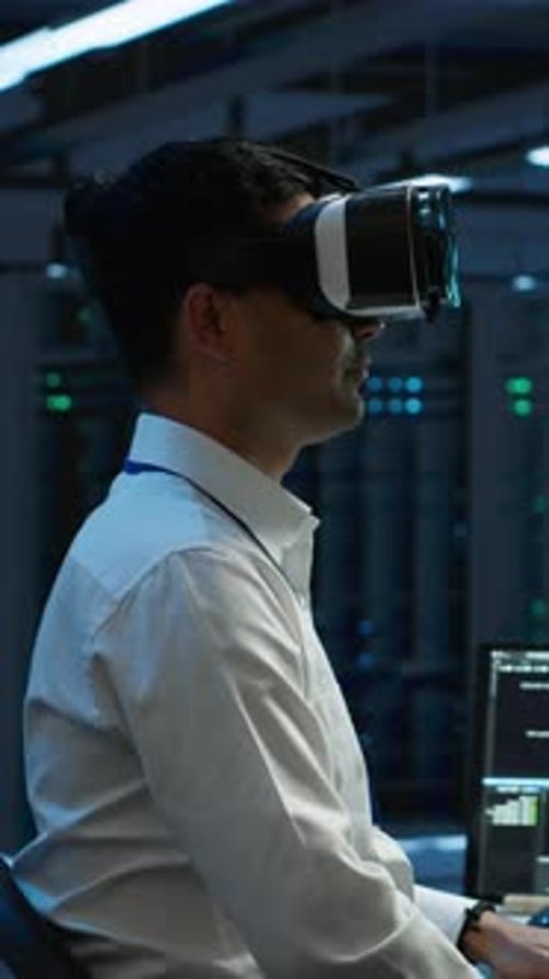 Vertical Composition Admin Using VR Headset for Server Room Maintenance