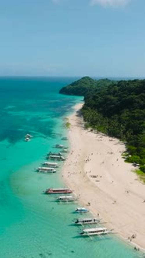 Praia de Puka Shell em Boracay, Filipinas