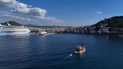 Segelstadt und Hafen von Kasadusi, Türkei, mediterrane Enklave mit Geschichte