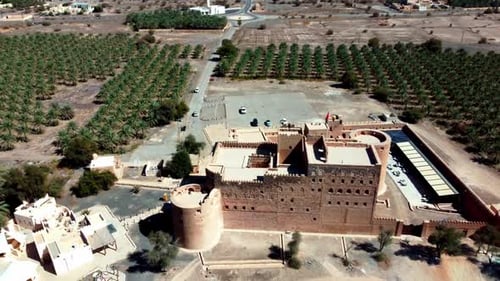 Le château de Jabreen : le joyau architectural d'Oman (vue aérienne)