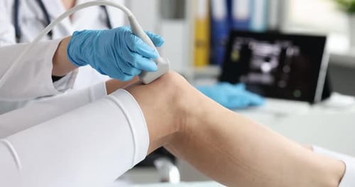 Ultrasound of Knee in Hospital Setting