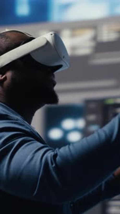 Vertical Video Digital Tech Expert Coding and Using VR Headset at Innovation Hub