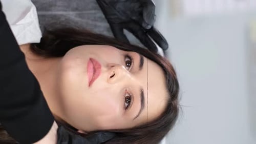 Beauty Threading Treatment for Eyebrows