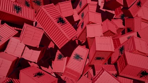 Fallende Container in Albanien