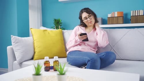 Young woman with allergies itches.