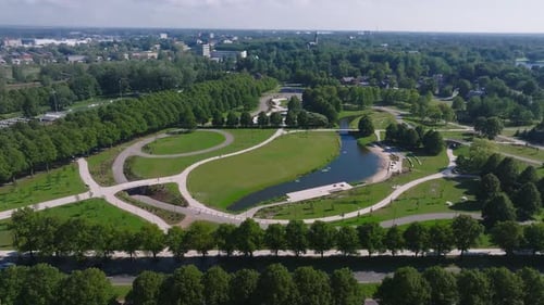 Novo Victory Park redesenhado em Riga, Letônia