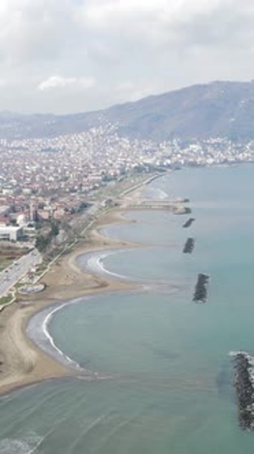 Vue par Drone du paysage urbain en bord de mer
