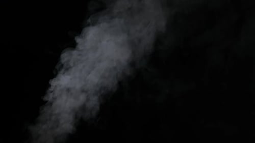 Zeitlupe von weißem Rauch, Nebel, Nebel, Dampf auf schwarzem Hintergrund.