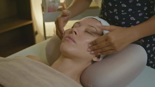Indulge in a Relaxing Facial Treatment at the Spa Skincare and Beauty Therapy Session