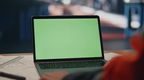 Green Screen Laptop Factory Specialist Table Close Up Unknown Engineer Looking