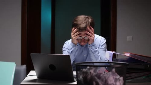 Man in Office Throws Paper in Trash Bin Out of Boredom and Gets Upset After Prank